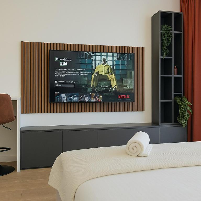 Queen's Park Residence Apartments - Junior Suite with Terrace - 4