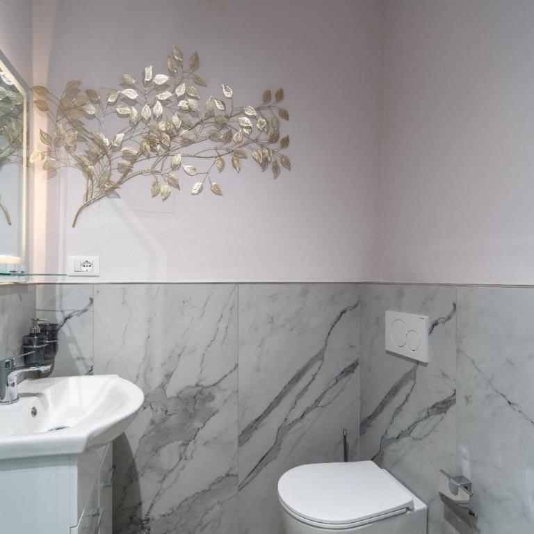 Frida guest house - Camera Matrimoniale con Bagno Privato - 24