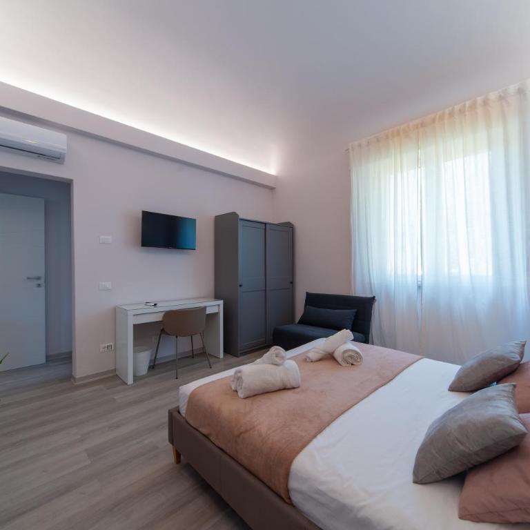Frida guest house - Camera Tripla con Bagno Privato - 3