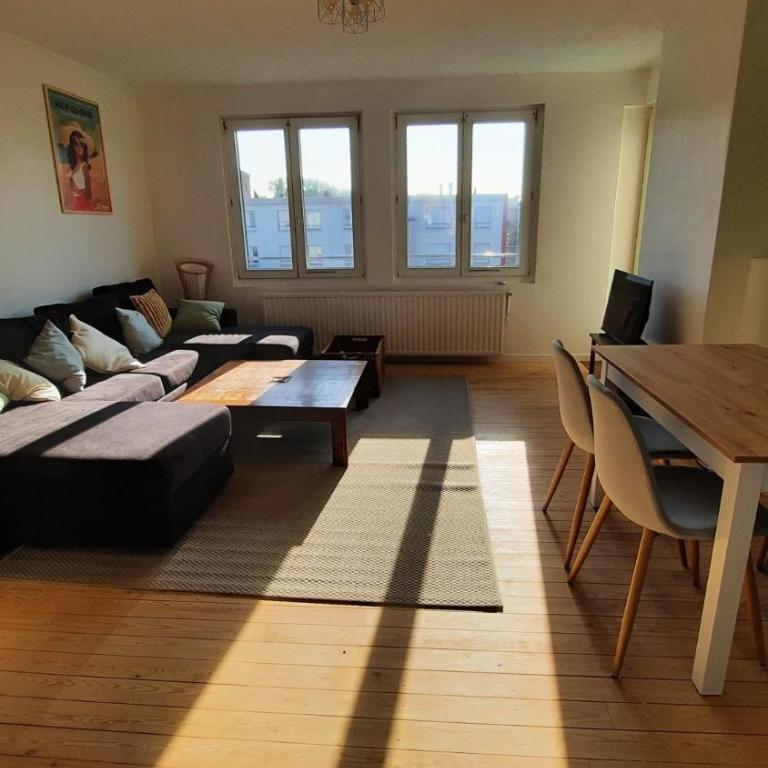 Retour de plage, balcon, 2 chambres - Apartment mit 2 Schlafzimmern - 1