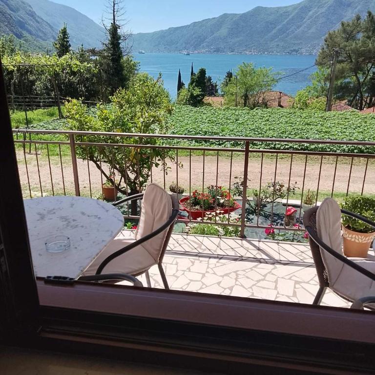 B & M Apartments - One-Bedroom Apartment with Sea View - 10