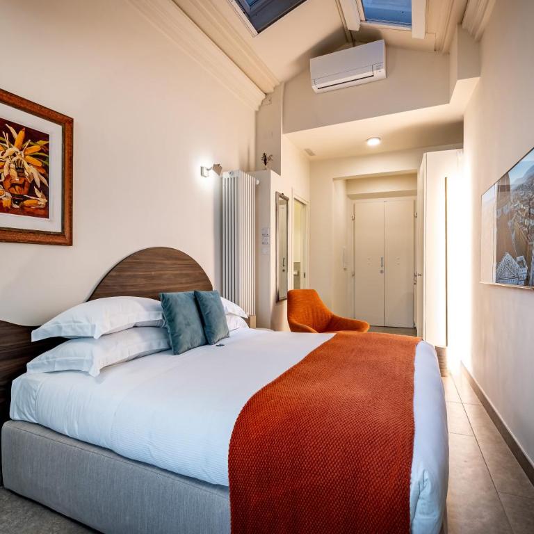 Le Corti by Dimora Collection - Luxury Suites in a Restored 13th-Century Convent with Sauna and Gym - Adults Only - Camera Matrimoniale - 22