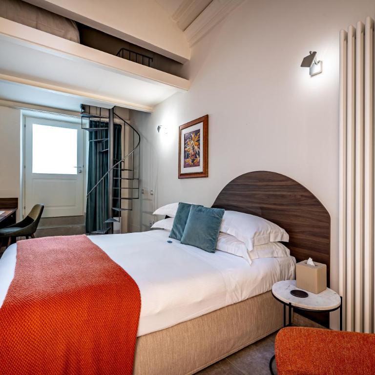 Le Corti by Dimora Collection - Luxury Suites in a Restored 13th-Century Convent with Sauna and Gym - Adults Only - Camera Matrimoniale - 15