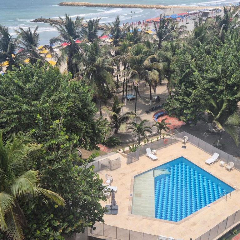 701 View and exit to the beach - One-Bedroom Apartment - 1