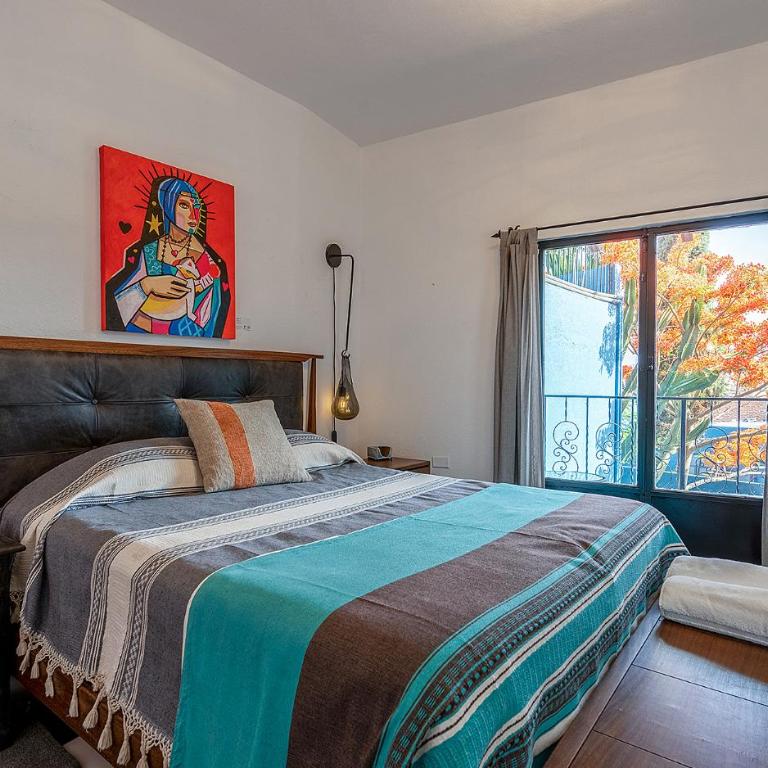 La Joya Azul SMA - LGBTQS - Queen Room with Balcony - 3