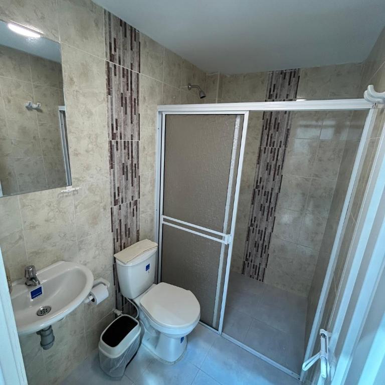 Casa en San Gil, perfecta para descansar en familia - Casa de 4 dormitorios - 12