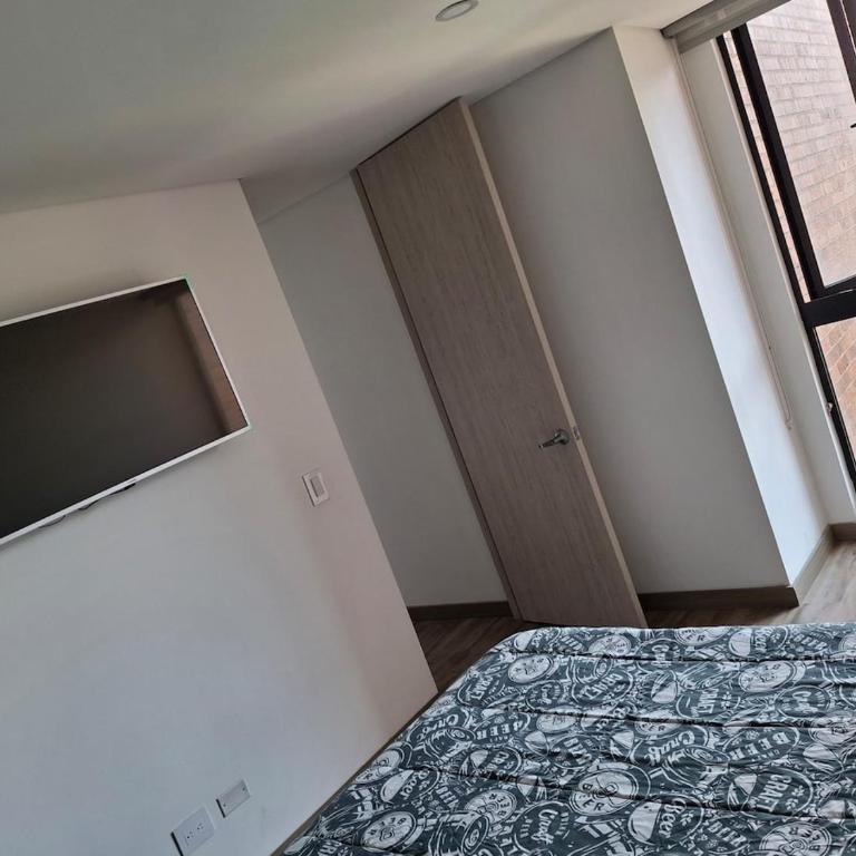 Apto nuevo de 67m2, con todas las comodidades - Two-Bedroom Apartment - 24