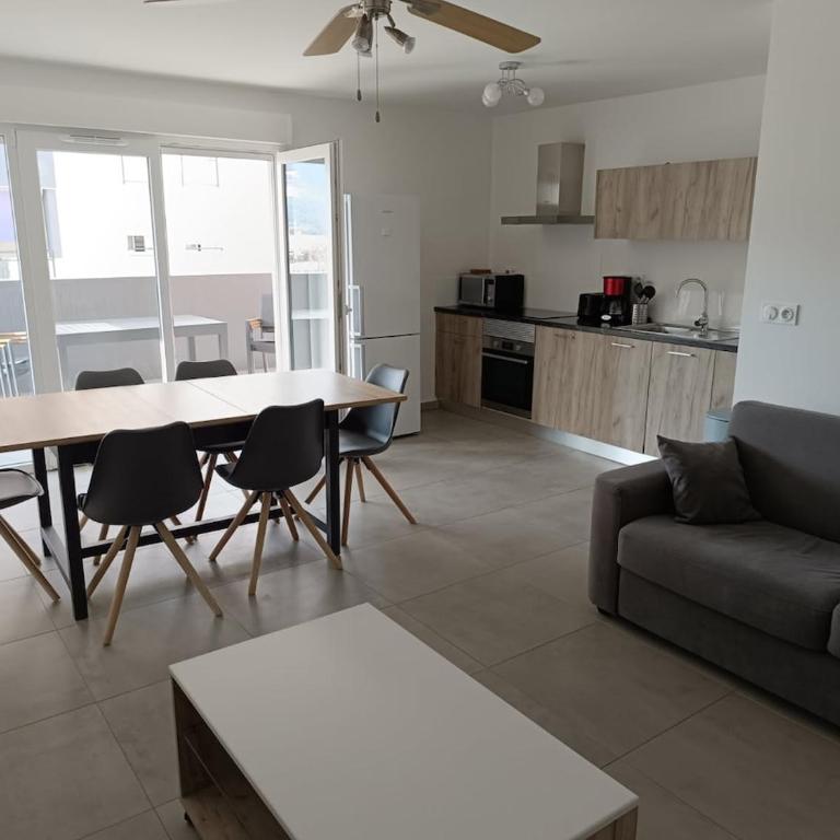 Appartement T3 , 6 couchages - Apartamento de 2 dormitorios - 4