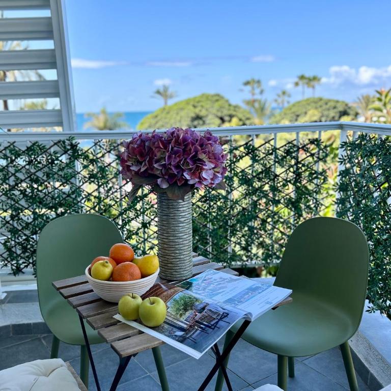 Buenti Apartments Beach Beautiful view - Apartment - 1