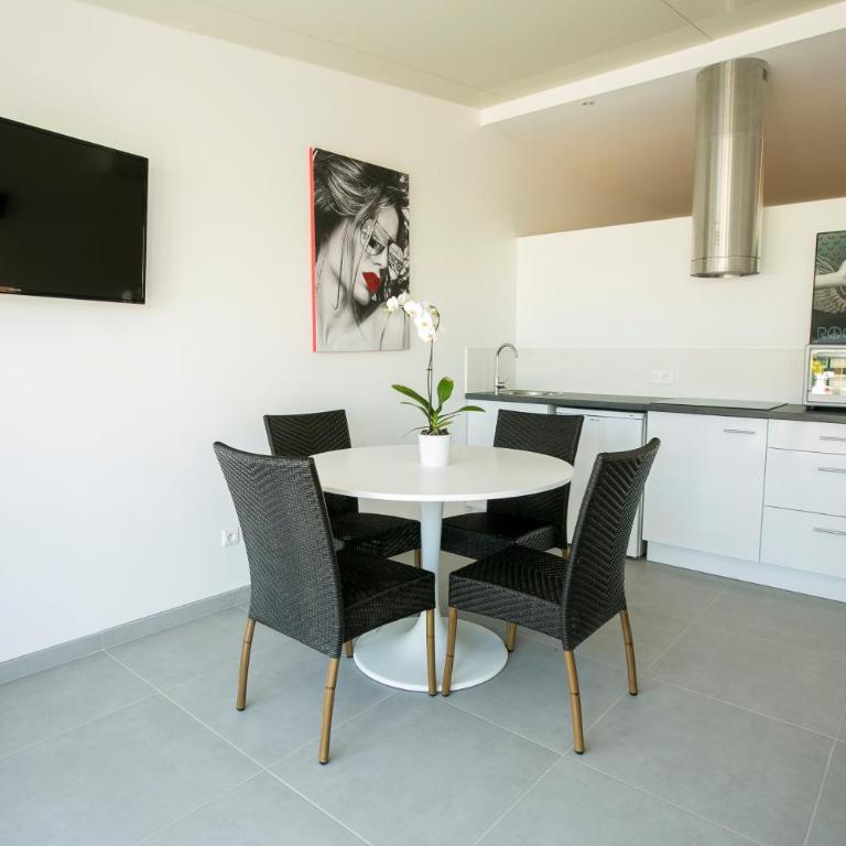 Le Grand Large Bord de Mer Hotel & Appartements - Loft avec Terrasse - Bord de Mer - 5