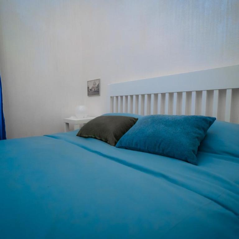Historic Center Home - Three-Bedroom Apartment - 23