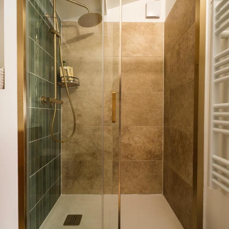 La Cabane de L'Olivier - Suite cosy avec jacuzzi & home cinéma - Chalet 1 Chambre - 20