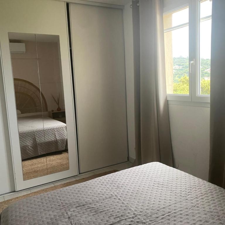 Appartement avec piscine, vue golf à sainte Maxime - Two-Bedroom Apartment - 20