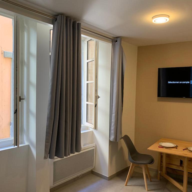 Grande chambre-appartement Sara - One-Bedroom Apartment - 4