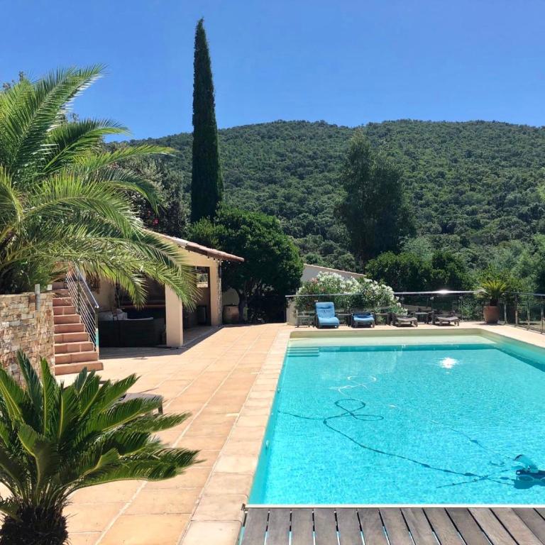 Maison vue mer sur les Îles d'Or - Villa 2 Chambres - 5