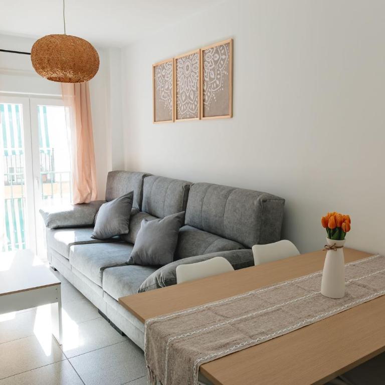 My Dream Beach & Town Apartment - Three-Bedroom Apartment - 20