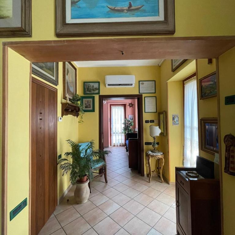 Montebello 54 - Appartamento con 2 Camere da Letto - 4