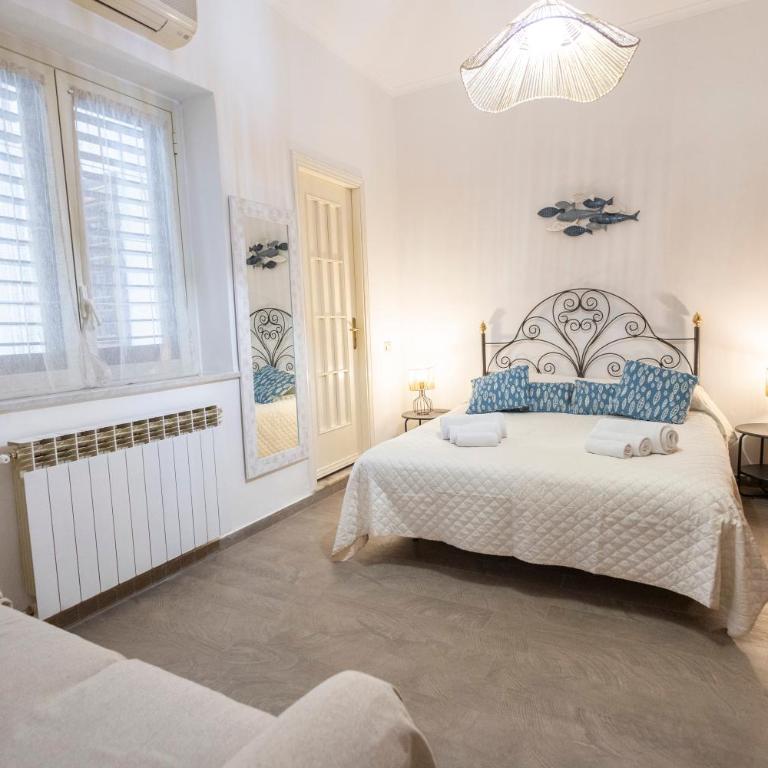Plaza Del Mar Casa vacanza Mondello - One-Bedroom Apartment - 3