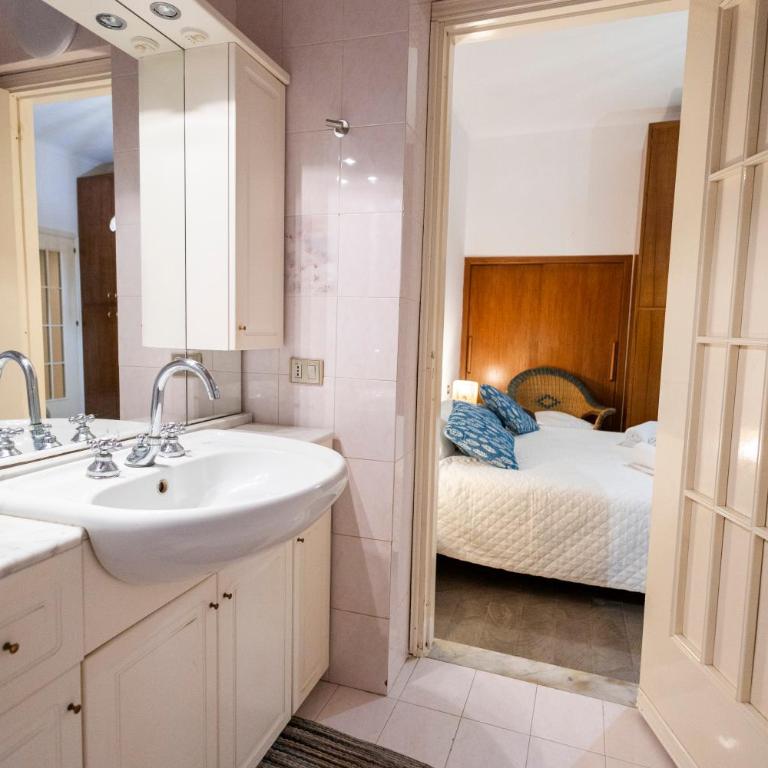 Plaza Del Mar Casa vacanza Mondello - One-Bedroom Apartment - 27