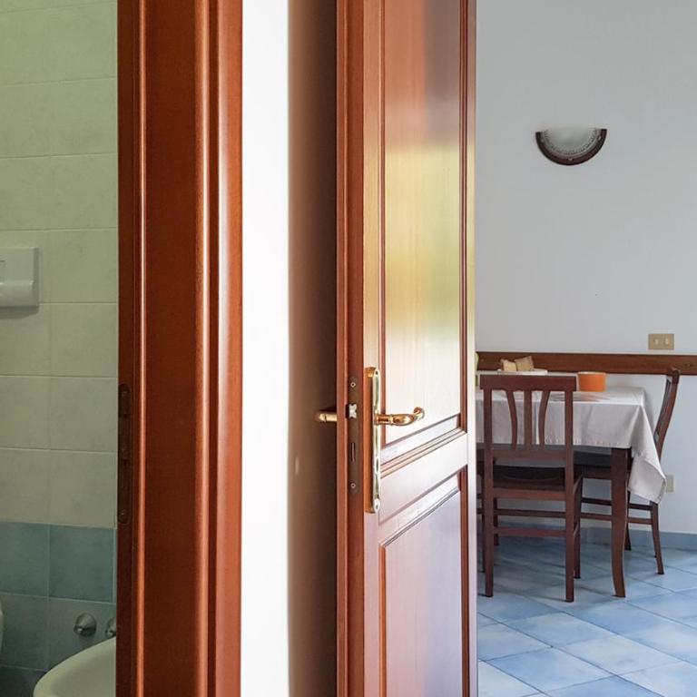 Al Poggio Antico - One-Bedroom Apartment with Sea View - 2