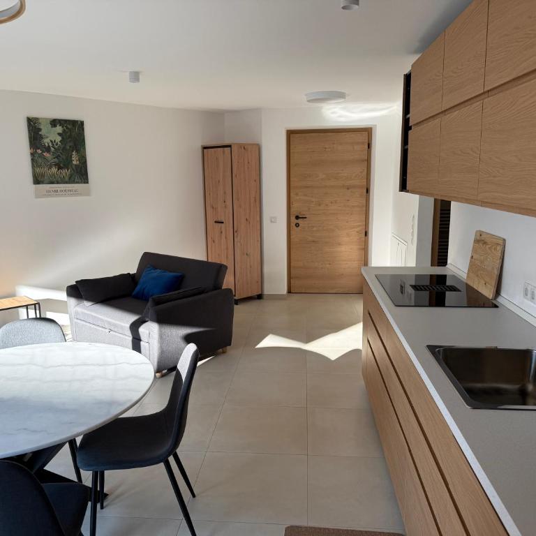 Trui Ensemble Apartment Alpine Escape with Garden - Appartamento con 1 Camera da Letto - 26