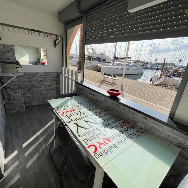 T2 Cosy à Gruissan Piscine, Clim WiFi Parking - Two-Bedroom Apartment - 5