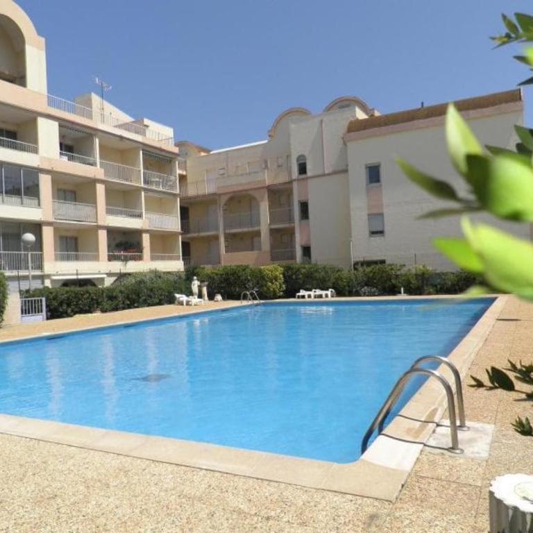 T2 Cosy à Gruissan Piscine, Clim WiFi Parking - Two-Bedroom Apartment - 1