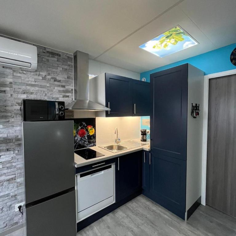 T2 Cosy à Gruissan Piscine, Clim WiFi Parking - Two-Bedroom Apartment - 29
