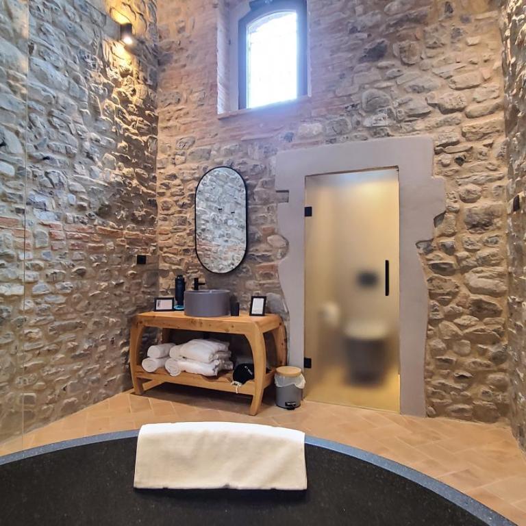La Torre sulla via Francigena - Suite con Vasca Idromassaggio - 2