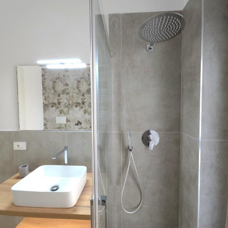 Rose Suites - Bari Stazione - Double Room - 5