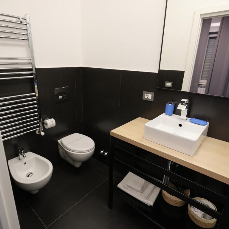 Sorelle Misceo - Double Room with Balcony - 8