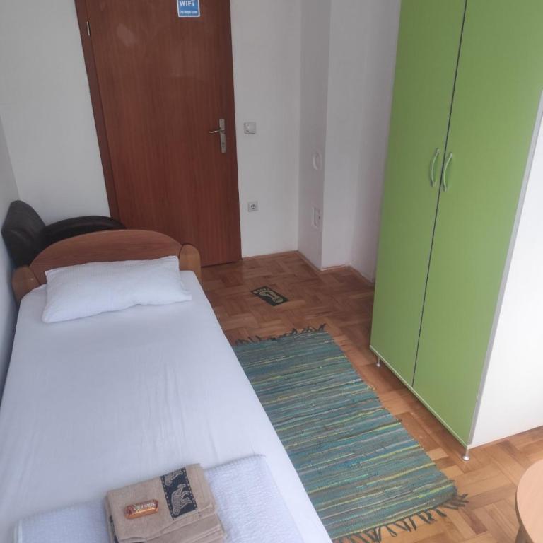 Agape - Single Room - 3