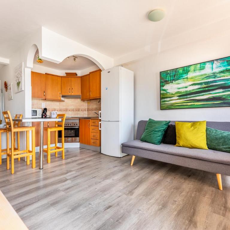 Casa Esmeralda - Two-Bedroom Apartment - 21
