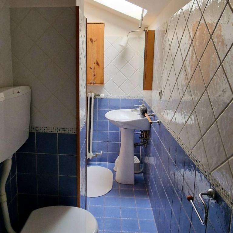 Mansarda condizionata e posto auto in centro Padova - no ztl - Roby Wood - Appartamento con 1 Camera da Letto - 6