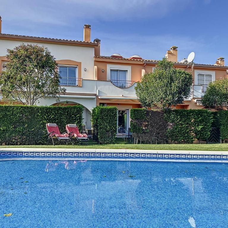 Mar Blau Estartit Rental - Two-Bedroom House - 1