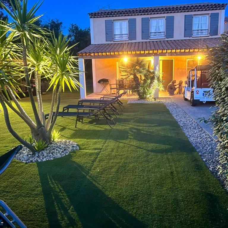 Villa Largo l Pool & Beachside l Shellter Rentals - Villa - 28