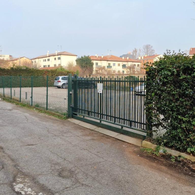 Mansarda condizionata e posto auto in centro Padova - no ztl - Roby Wood - Appartamento con 1 Camera da Letto - 34