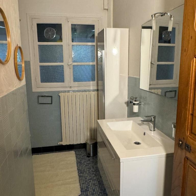 Maison à Lourdes, avec jardin - Two-Bedroom House - 15