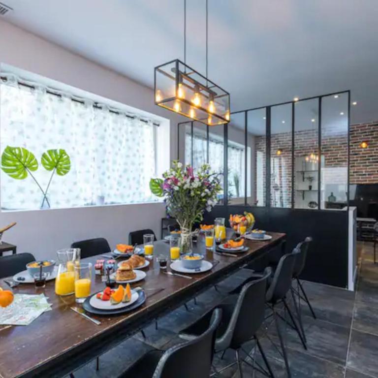 Extra spacious Apartment 5 min walk to Sea & Tram - Appartement - 2