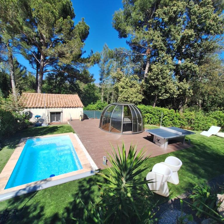 La Bonne Etoile Marseille ! Hébergement romantique ! Jacuzzi et Piscine chauffée - Maison 1 Chambre - 2