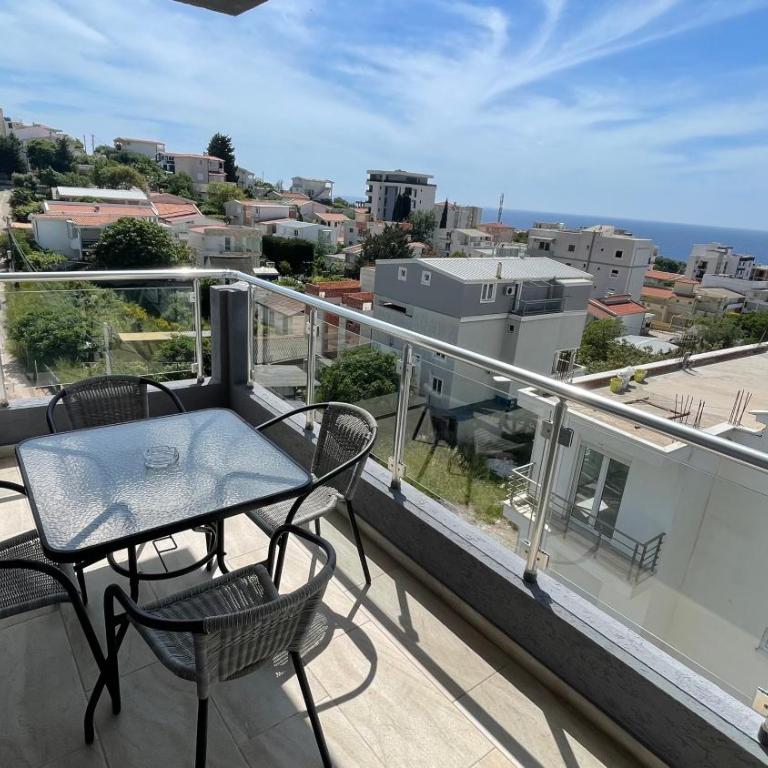 Elma Apartments Dobra Voda - Superior Apartment with Balcony - 1