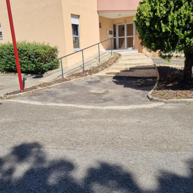 Spacieux T2, emplacement idéal et parking privé - Appartement 1 Chambre - 19
