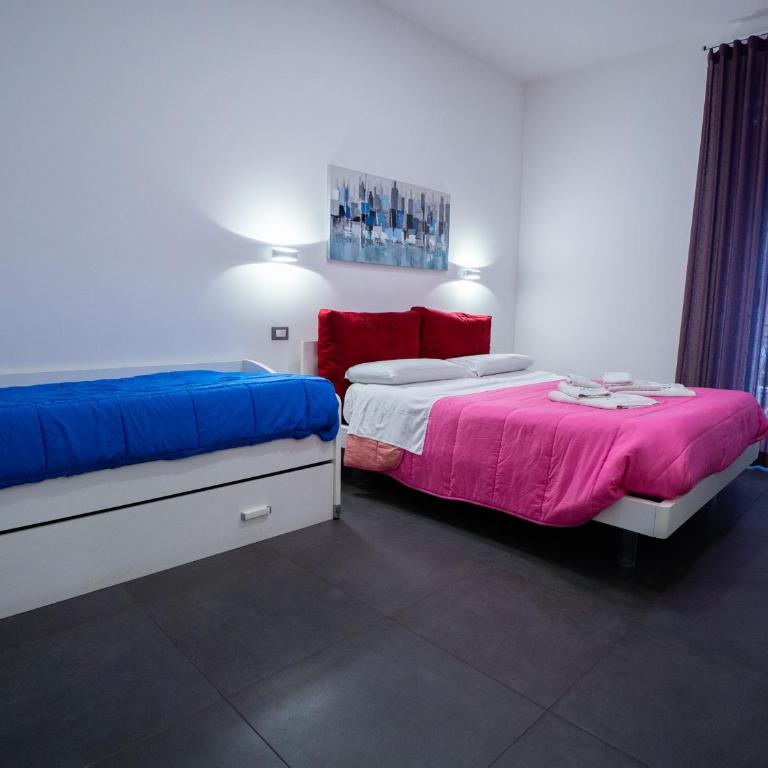 Amuri Room&Suite - Quadruple Room with Balcony - 17