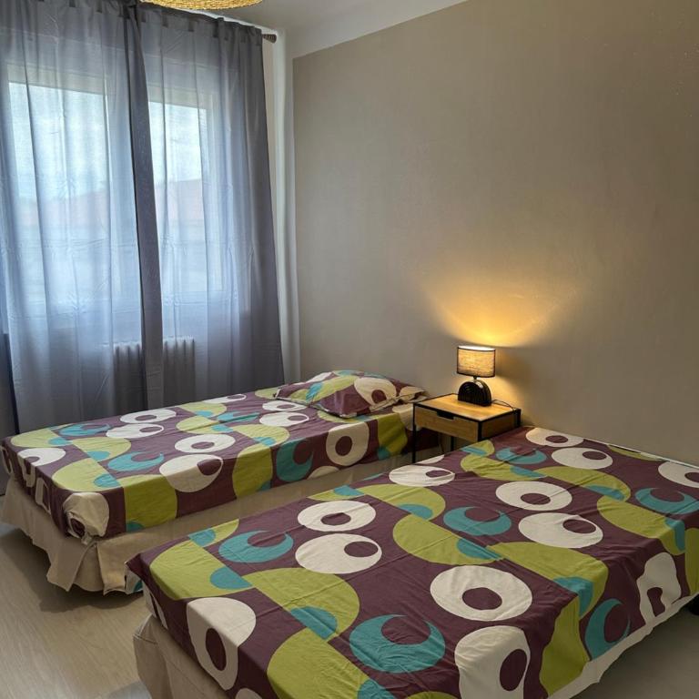 Appartement Lumineux avec Balcon - Appartement 3 Chambres - 9