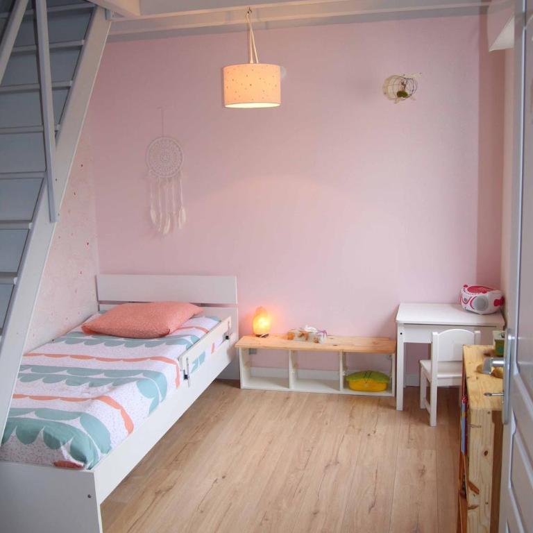 Family home with garden, pool and beach within walking distance - Casa con 1 dormitorio - 27