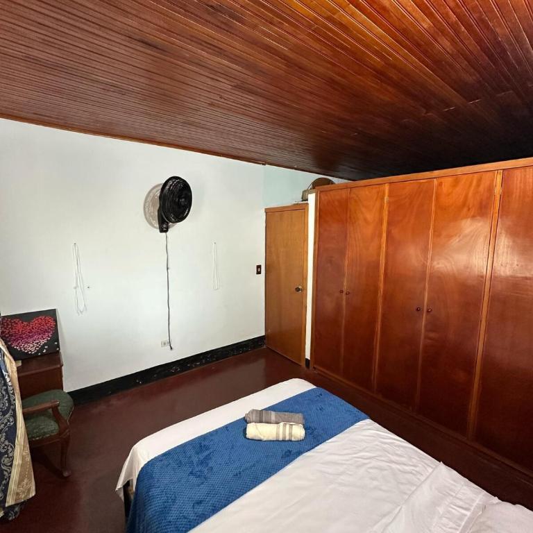 Las Reinas House Rental - Three-Bedroom House - 11