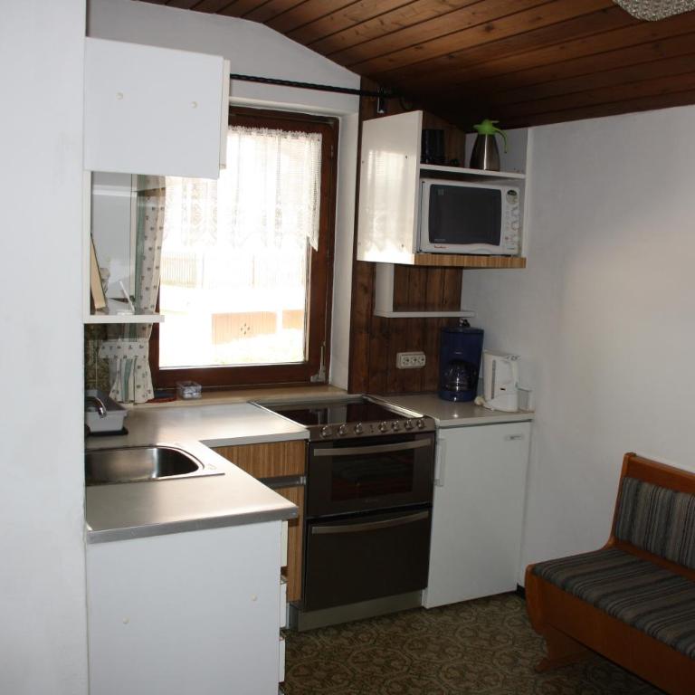 Haus Gassner - One-Bedroom Apartment with Balcony - 10