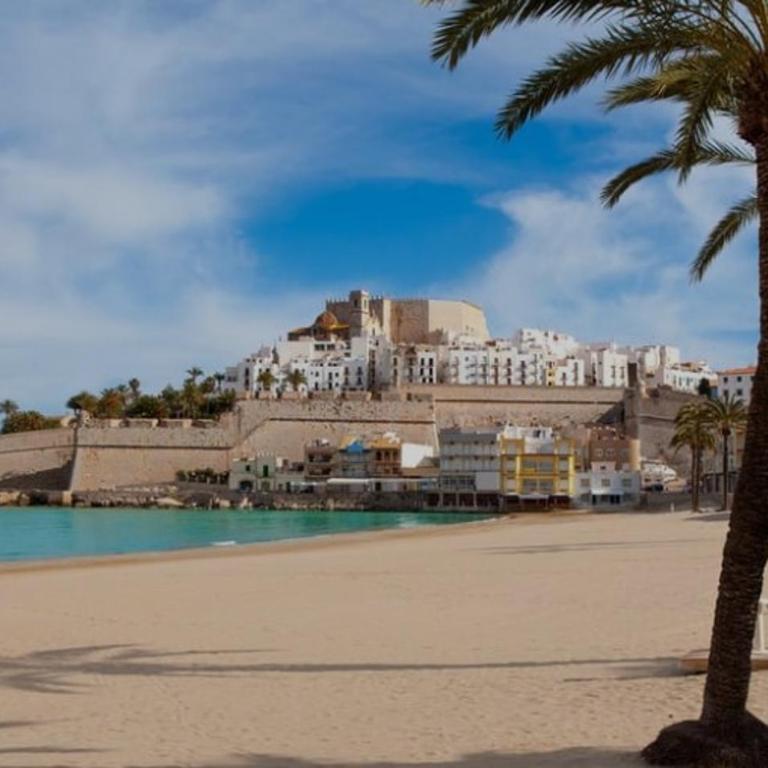 Beachfront, pool, air conditioning, 3 bedrooms, sea view - Apartamento - 7