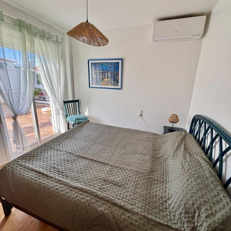 Beachfront, pool, air conditioning, 3 bedrooms, sea view - Apartamento - 9