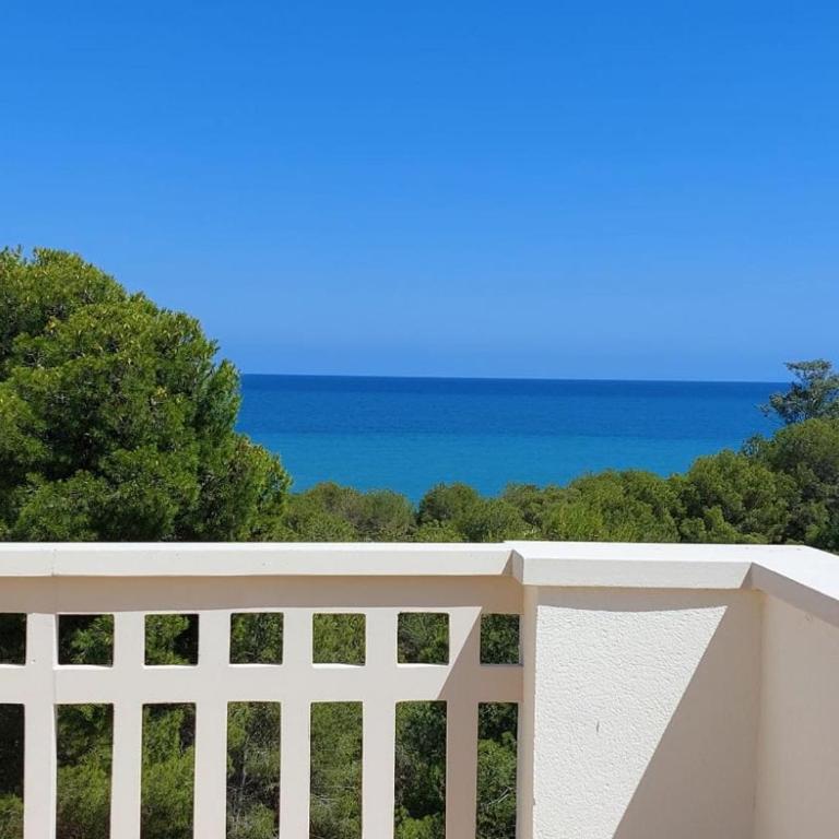 Beachfront, pool, air conditioning, 3 bedrooms, sea view - Apartamento - 30